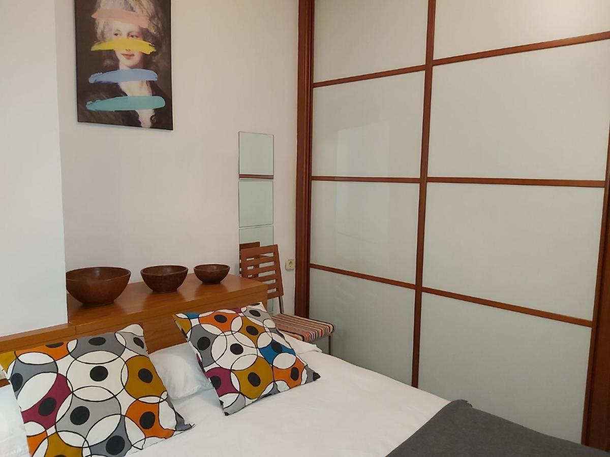Apartamento San Luis. Plaza De Parking Gratis!!! Sevilla Dış mekan fotoğraf