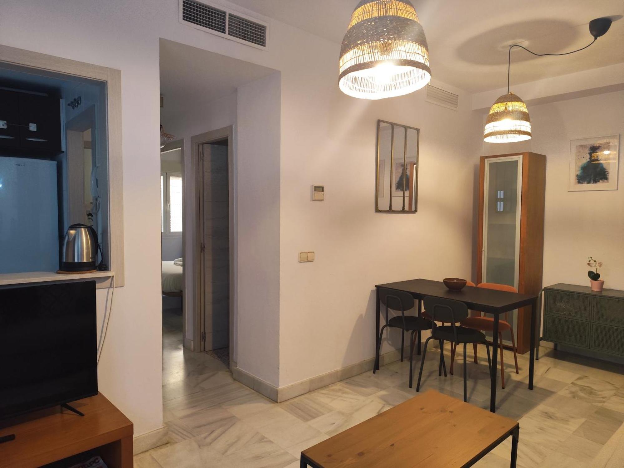Apartamento San Luis. Plaza De Parking Gratis!!! Sevilla Dış mekan fotoğraf