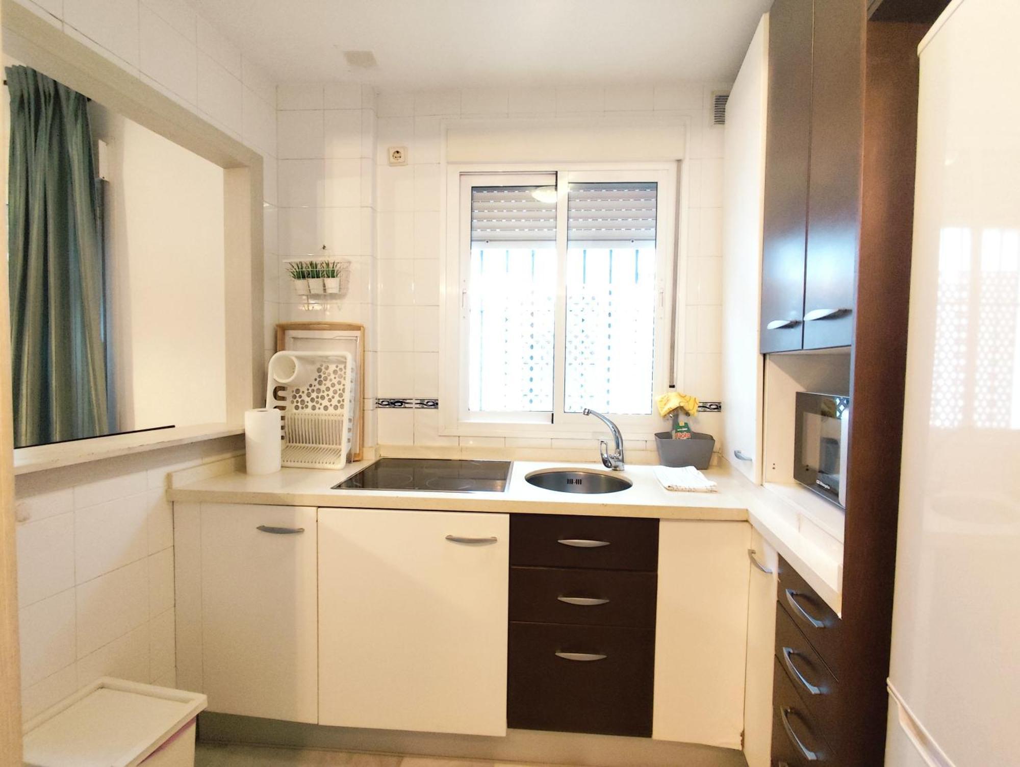 Apartamento San Luis. Plaza De Parking Gratis!!! Sevilla Dış mekan fotoğraf